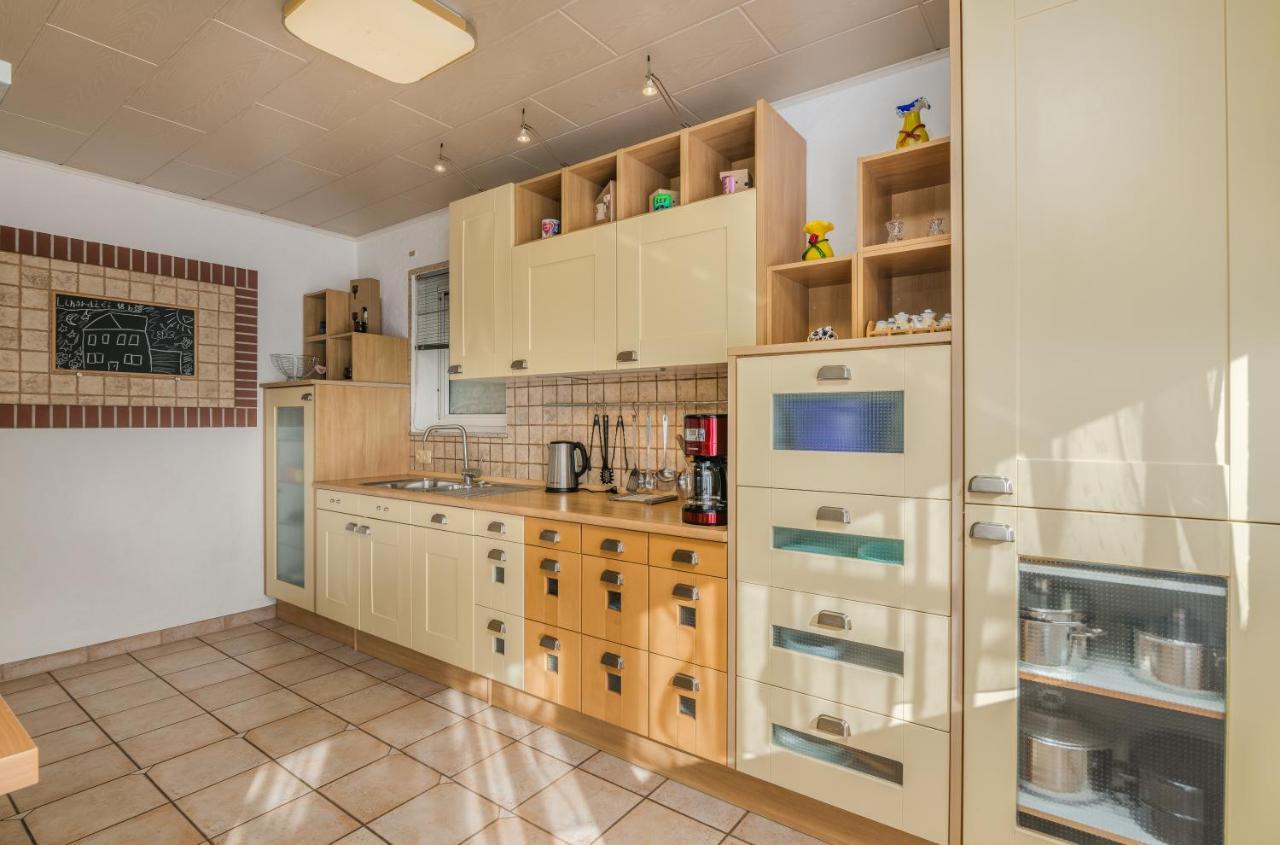 Holiday Home Nika Linardići Екстериор снимка